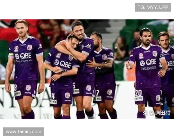 基于联赛数据表现解析球队实力走势与赛季竞争格局变化趋势与战术价值